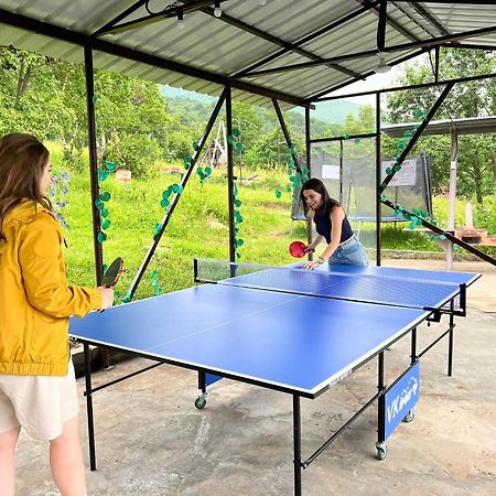 Glamping Wolf Mount Villa Margahovit Kültér fotó