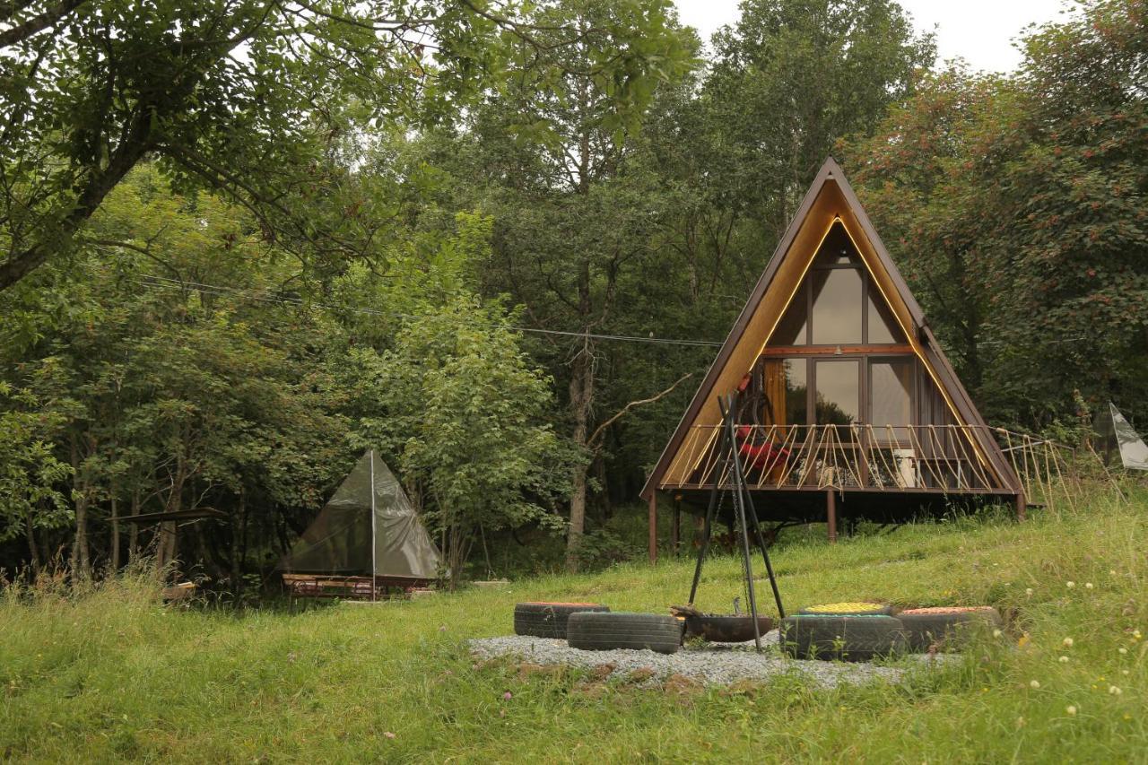 Glamping Wolf Mount Villa Margahovit Kültér fotó