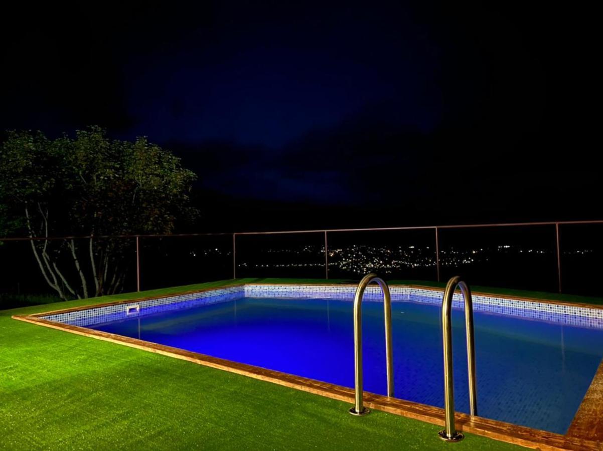 Glamping Wolf Mount Villa Margahovit Kültér fotó