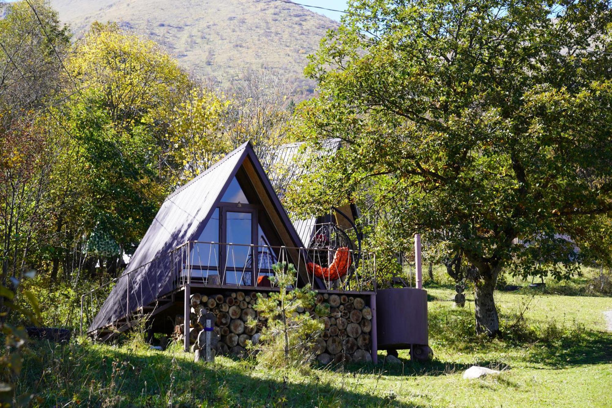 Glamping Wolf Mount Villa Margahovit Kültér fotó
